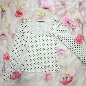 Long sleeve polka dot top
